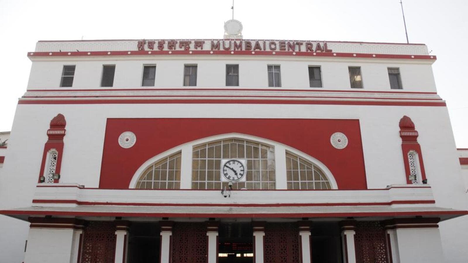 94-year-old Mumbai Central Station to be renovated | News from Mumbai