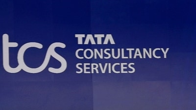 As per the job post, the job location is in Mumbai and TCS offered a total CTC of ₹7.5 LPA of which the fixed CTC stood at ₹3,86,652 and a variable CTC of ₹3,63,348. (Bloomberg) As per the job post, the job location is in Mumbai and TCS offered a total CTC of ₹7.5 LPA of which the fixed CTC stood at ₹3,86,652 and a variable CTC of ₹3,63,348. (Bloomberg)