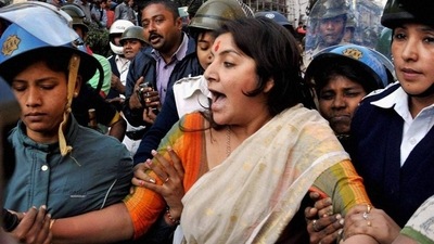 Actress turned BJP leader Locket Chatterjee being summoned by Kolkata Police. (PTI/ File Image) Actress turned BJP leader Locket Chatterjee being summoned by Kolkata Police. (PTI/ File Image)