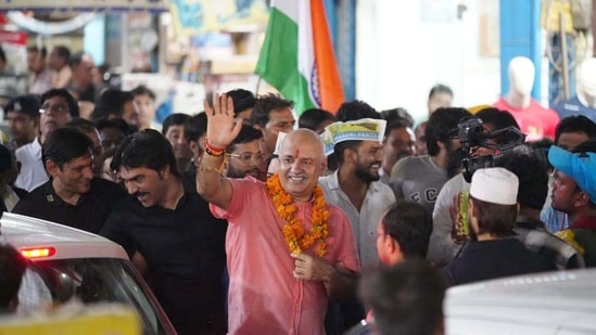 Senior AAP politician and former deputy chief minister Manish Sisodia during his padyatra in West Vinod Nagar in New Delhi on August 17, 2024. (Hindustan Times)