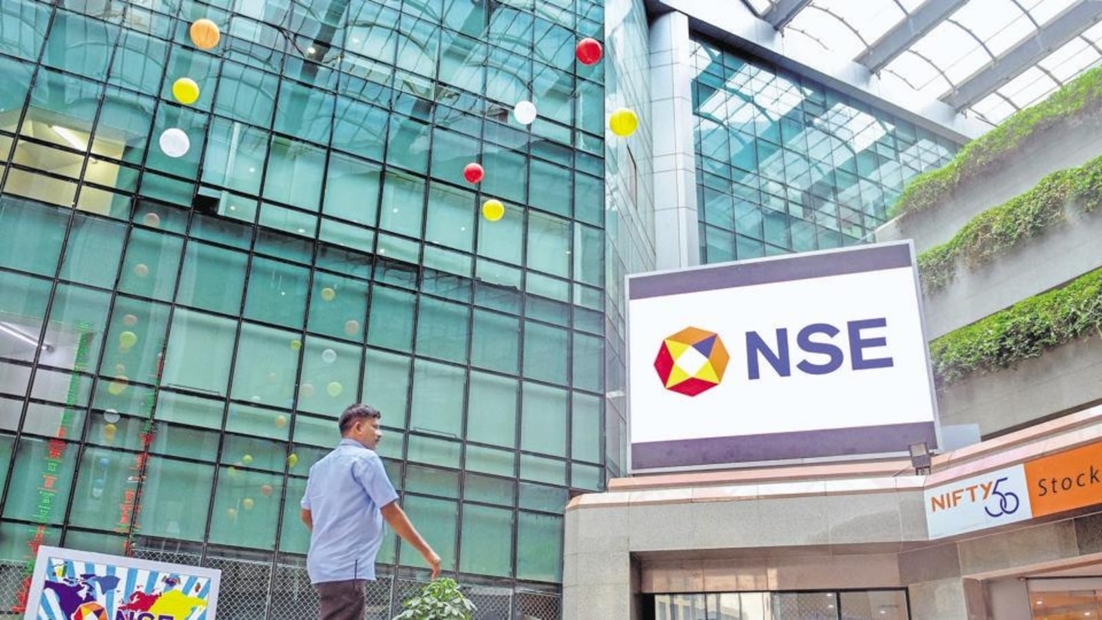 India has ten crore registered stock market investors, growth from nine to ten crore happened in five months: NSE