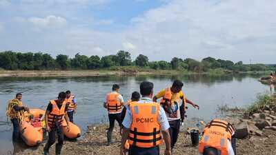The search for another individual is going on, however, due to low visibility search operation was halted during the evening and will resume on Tuesday. (HT PHOTO) The search for another individual is going on, however, due to low visibility search operation was halted during the evening and will resume on Tuesday. (HT PHOTO)