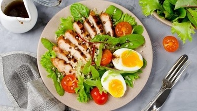 Chicken breast and ketchup – too much of them in quantity – might be the reason for overconsumption of fat and sugar. (Shutterstock) Chicken breast and ketchup – too much of them in quantity – might be the reason for overconsumption of fat and sugar. (Shutterstock)