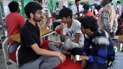 Bengaluru's college sprays rat poison in hostel premises, 19 students hospitalized (Pic for representation) (HT FILE PHOTO) Bengaluru's college sprays rat poison in hostel premises, 19 students hospitalized (Pic for representation) (HT FILE PHOTO)