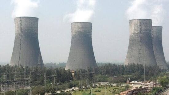 The tribunal noted that despite a memorandum of understanding (MoU) between NTPC and Noida authority for supplying 90 mgd of treated water, there was no evidence of the authority supplying the water or recovering the cost. (HT Photo)