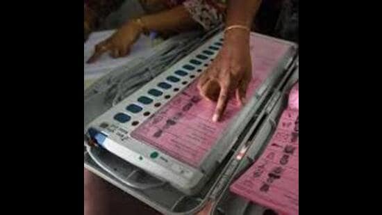 The verification of two electronic voting machines (EVMs) used during Lok Sabha elections in Panipat, as mandated by the Election Commission of India (ECI), could not take place on Monday as the district administration refused to accept three requests kept before them by Congress candidate from Karnal Lok Sabha seat Divyanshu Budhiraja. (HT File)