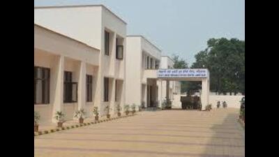 ADC Sareen mentioned that there is a shortage of staff in these centres and with the appointment of more manpower. (HT FIle Photo)