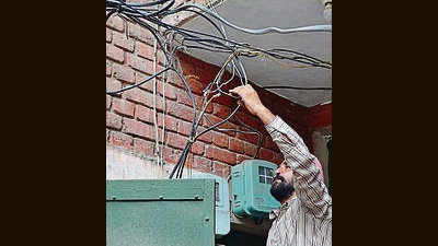 According to PSPCL officials, 296 connections were checked, and fines worth  ₹25 lakh were slapped on 37 violators. (Gurpreet Singh/ HT)