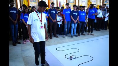 At the two-day event, technologically skilled students, some of them from Zilla Parishad-run institutions showed glimpses of their robotics and AI prototypes. (HT PHOTO) At the two-day event, technologically skilled students, some of them from Zilla Parishad-run institutions showed glimpses of their robotics and AI prototypes. (HT PHOTO)