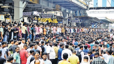 Kalyan , india- Aug 20 2024: Pic : After the incident of sexually assaults of two four-year-old girls in school of Badlapur of Thane came to light, angry citizens of Badlapur staged a protest at Badlapur railway station in the morning. At Badlapur railway station, people have blocked the way of train going to Mumbai.on Tuesday. In India on 20 2024 --(Photo by Pramod Tambe /HT Photo) Kalyan , india- Aug 20 2024: Pic : After the incident of sexually assaults of two four-year-old girls in school of Badlapur of Thane came to light, angry citizens of Badlapur staged a protest at Badlapur railway station in the morning. At Badlapur railway station, people have blocked the way of train going to Mumbai.on Tuesday. In India on 20 2024 --(Photo by Pramod Tambe /HT Photo)