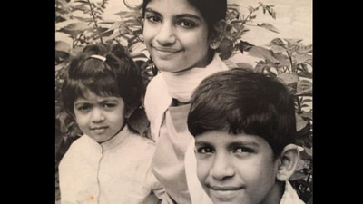Anand Mahindra posted this photo with his sisters on the occasion of Raksha Bandhan. (X/@anandmahindra) Anand Mahindra posted this photo with his sisters on the occasion of Raksha Bandhan. (X/@anandmahindra)