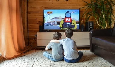 Discussing in depth the differences and comparison: Projectors vs TV (Pexels) Discussing in depth the differences and comparison: Projectors vs TV (Pexels)