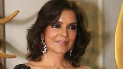 Zeenat Aman shared memories of attending an award ceremony.