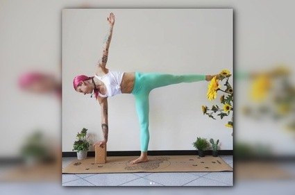 Ardha chandrasana or half-moon pose (Instagram/@yoga_valentinalucchini) Ardha chandrasana or half-moon pose (Instagram/@yoga_valentinalucchini)