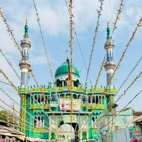 The Hazrat Hajib Shakarbar dargah in Narhar is a hub for multi-cultural Janmashtami celebrations (Source: instagram) The Hazrat Hajib Shakarbar dargah in Narhar is a hub for multi-cultural Janmashtami celebrations (Source: instagram)