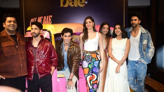 The cast of the show posed in front of a pink autorickshaw that was placed near the venue of the trailer launch. (Varinder Chawla)