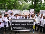 Thousands of junior doctors, senior doctors, medical students and other medical professionals take out a protest rally. (Photo by Samir Jana/ Hindustan Times) Thousands of junior doctors, senior doctors, medical students and other medical professionals take out a protest rally. (Photo by Samir Jana/ Hindustan Times)