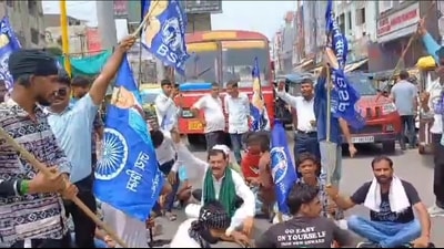 Demonstrations, marches mark Bharat Bandh; normal life unaffected in U.P. Demonstrations, marches mark Bharat Bandh; normal life unaffected in U.P.