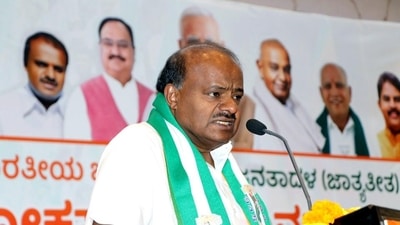 Union minister HD Kumaraswamy holds press conference on Tuesday. (HT_PRINT) Union minister HD Kumaraswamy holds press conference on Tuesday. (HT_PRINT)