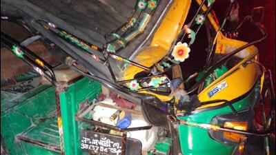 Police said the truck driver had managed to flee from the spot and is yet to be traced. (HT Photo) Police said the truck driver had managed to flee from the spot and is yet to be traced. (HT Photo)