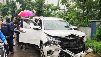 Satish Sharma rammed his Safari head-on into his father’s Fortuner in a fit of rage. (Pramod Tambe) Satish Sharma rammed his Safari head-on into his father’s Fortuner in a fit of rage. (Pramod Tambe)