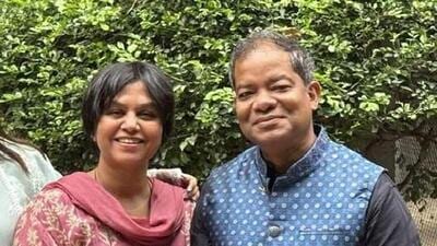 The arrested journalists were identified as Shakil Ahmed, former chief news editor of the private channel Ekattor Television, and his wife Farzana Rupa, former principal correspondent and presenter at the same channel.