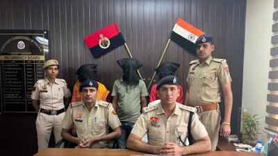 The three arrested suspects at the IMT Manesar police station; (Inset) the deceased Ramparichhan Sharma. (HT Photo) The three arrested suspects at the IMT Manesar police station; (Inset) the deceased Ramparichhan Sharma. (HT Photo)