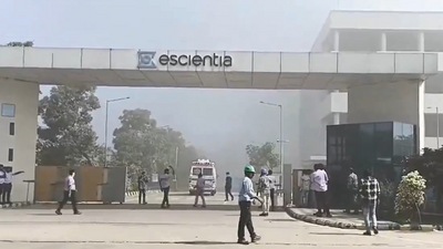 The injured individuals were immediately rushed to a nearby hospital for treatment. (Video screengrab / PTI)