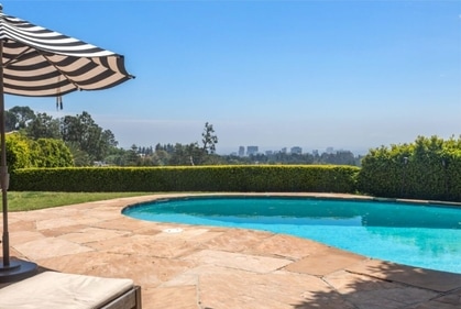 Kidney-shaped pool in the outside area. (Westside Estate Agency vai Drew Meyers) Kidney-shaped pool in the outside area. (Westside Estate Agency vai Drew Meyers)