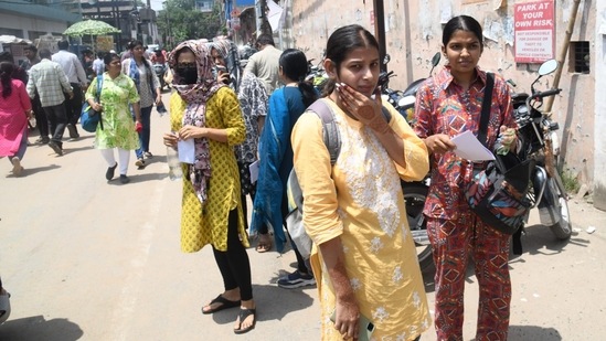 In the second shift, which started at 3 pm and will end at 6 pm, English, Dogri, Spanish, Russian, Persian, Comparative Study of Religions and Hindu Studies papers will be held.(Photo by Santosh Kumar)