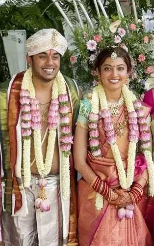 Pranitha Subhash: ಹೊಸ ಫೋಟೋಗಳೊಂದಿಗೆ ಮಗಳ ಹೆಸರು ರಿವೀಲ್ ಮಾಡಿದ ಪ್ರಣಿತಾ -actress  pranitha revealed baby name with new photos