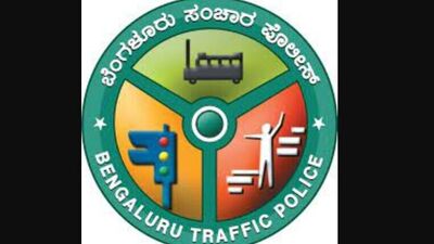 Bangalore traffic rules: ಬೆಂಗಳೂರಲ್ಲಿ ಫುಟ್‌ಪಾತ್‌ ಮೇಲೆ ಪಾರ್ಕಿಂಗ್‌ ಮಾಡಿದರೆ ಜೈಲು