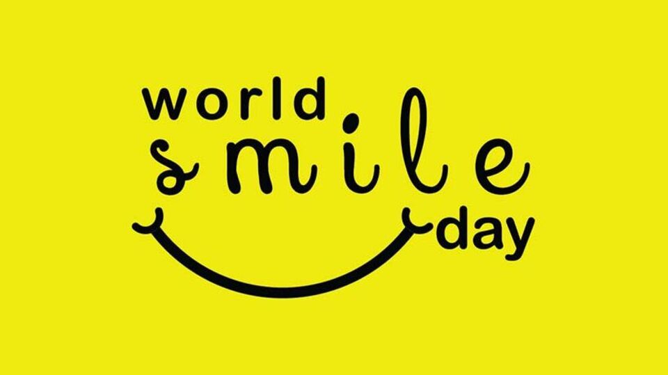 <p>World Smile Day 2022: ಇಂದು ವಿಶ್ವ ನಗು ದಿನ, ಈ ದಿನದಂದು ಹಂಚಿಕೊಳ್ಳಲು ಕೋಟ್‌, ವಿಷಸ್‌</p>