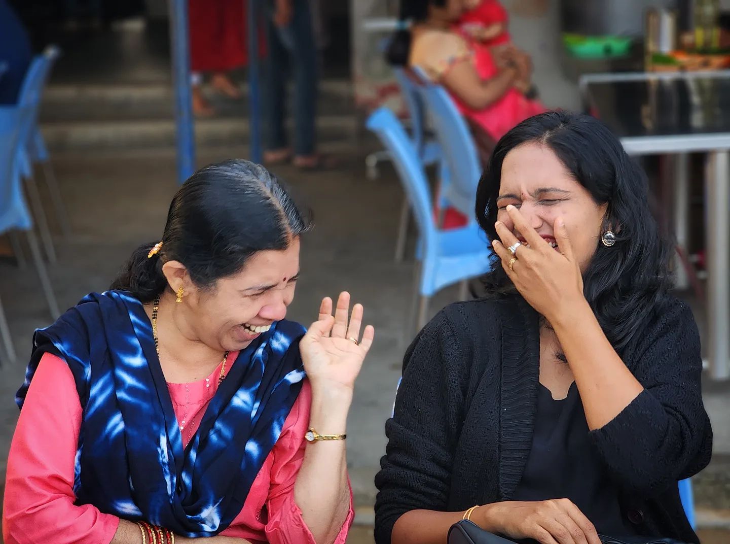 <p>ಗಣೇಶ್‌ ಕಾರಂತ್‌ ತಾಯಿ ಹಾಗೂ ಪತ್ನಿ&nbsp;</p>