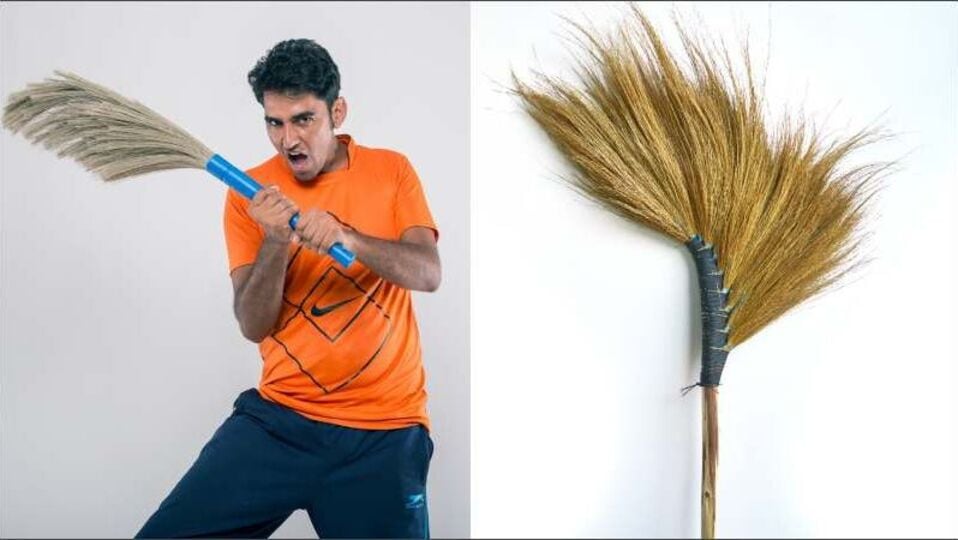 Vastu for using Broom ಪೊರಕೆಗೂ ಇದೆ ವಾಸ್ತುಶಾಸ್ತ್ರ..ಮನೆಯಲ್ಲಿ ಸುಖ, ಶಾಂತಿ