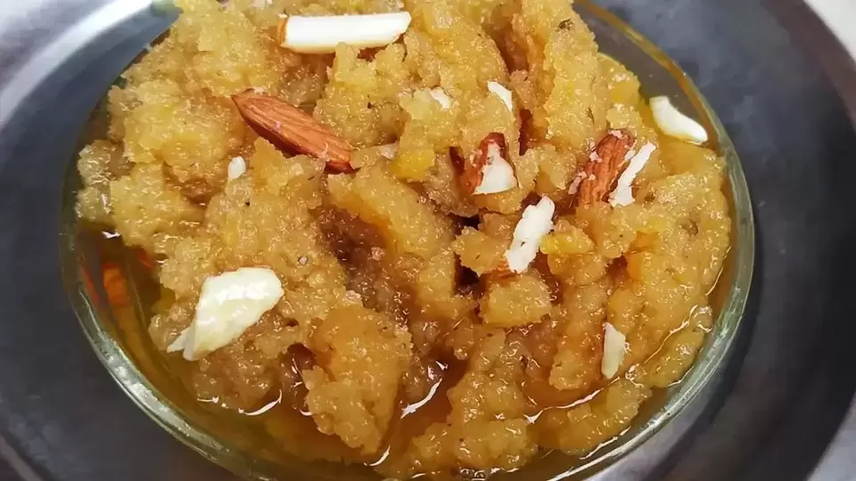 Moong Dal Halwa Recipe: ಹೆಸರು ಬೇಳೆಯಿಂದ ಹೀಗೂ ಹಲ್ವಾ ಮಾಡಬಹುದು.. ರುಚಿಯ ...