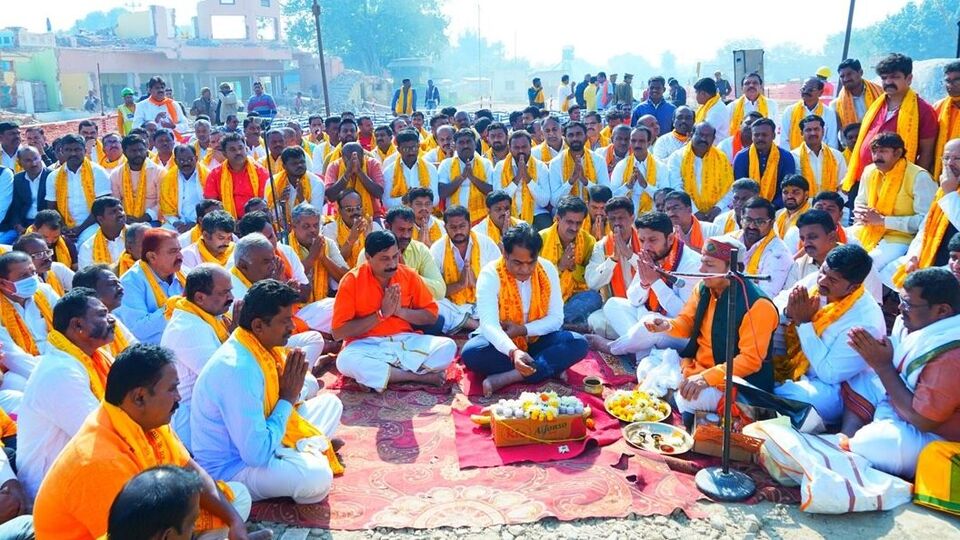 Ayodhya Ram Mandir: ಅಯೋಧ್ಯೆ ರಾಮ ಮಂದಿರ ತಲುಪಿದ ರಾಮ ನಗರದ ಬೆಳ್ಳಿ ಇಟ್ಟಿಗೆ