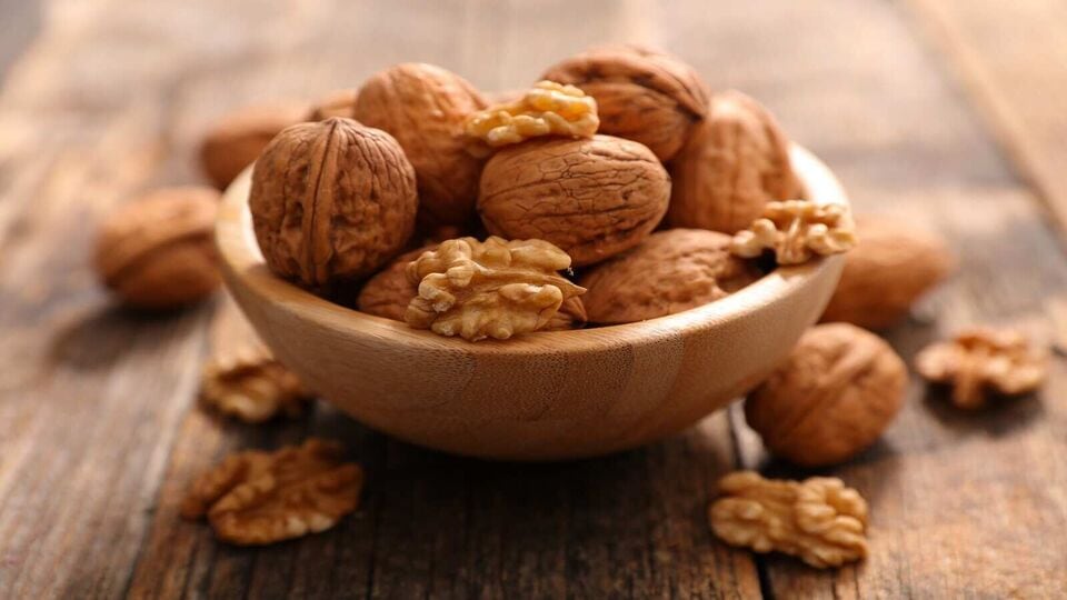 Walnuts ದಿನಕ್ಕೆ ಎಷ್ಟು ವಾಲ್ ನಟ್ ತಿಂದರೆ ಆರೋಗ್ಯಕ್ಕೆ ಒಳ್ಳೆಯದು? ನೆನೆಸಿ