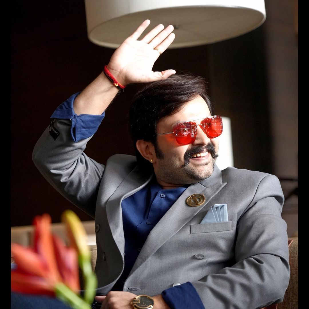 ಇದೀಗ ಸದ್ದಿಲ್ಲದೆ, ತಮ್ಮ ಪ್ರೀತಿಯ ವಿಚಾರವನ್ನು ಮನೆಯವರ ಮುಂದೆ ಖಚಿತಪಡಿಸಿ ಅವರ ಒಪ್ಪಿಗೆಯನ್ನೂ ಪಡೆದು ಅದ್ದೂರಿ ವಿವಾಹಕ್ಕೆ ಸಜ್ಜಾಗಿದೆ. (Instagram/ Rishika Sharma/ Nihal Rajput)&nbsp;