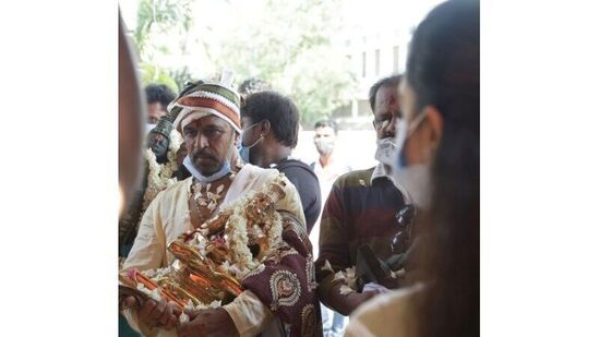 ಅರ್ಜುನ್‌ ಸರ್ಜಾ ಕುಟುಂಬ, ಆಂಜನೇಯನ ಆರಾಧಕರು. ಅರ್ಜುನ್‌ ಸರ್ಜಾ ಚೆನ್ನೈನಲ್ಲಿ ಹನುಮಾನ್‌ ದೇವಸ್ಥಾನ ಕಟ್ಟಿಸಿದ್ದಾರೆ.&nbsp;