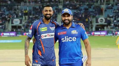 ಕೃನಾಲ್ ಪಾಂಡ್ಯ ಮತ್ತು ರೋಹಿತ್ ಶರ್ಮಾ ಕೃನಾಲ್ ಪಾಂಡ್ಯ ಮತ್ತು ರೋಹಿತ್ ಶರ್ಮಾ