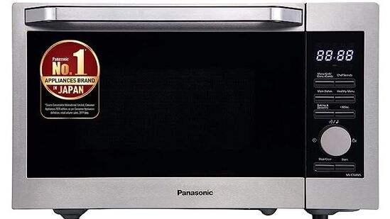 Panasonic 30L Convection (NN-CT69MSFDG): ಪ್ಯಾನಸೋನಿಕ್‌ 30ಎಲ್‌ ಕನ್‌ವೆಕ್ಷನ್‌ ಓವನ್‌ 30 ಲೀಟರ್‌ ಸಾಮರ್ಥ್ಯದೊಂದಿಗೆ ಬರುತ್ತದೆ. ಇದು ಬಳಕೆಗೆ ಸುಲಭವಾಗಿದೆ. ಇದು ಸುಧಾರಿತ ಎಫ್‌ಐಆರ್ ತಂತ್ರಜ್ಞಾನವನ್ನು ಒಳಗೊಂಡಿದ್ದು, ಆಹಾರವನ್ನು ಒಳಗಿನಿಂದಲೇ ಬೇಯಿಸಲು ಮತ್ತು ಅದನ್ನು ಸಮವಾಗಿ ಬಿಸಿಮಾಡಲು ನೆರವಾಗುತ್ತದೆ. ಅಮೆಜಾನ್‌ನಲ್ಲಿ ಇದರ ದರ ನಿಯತವಾಗಿ ಪರಿಷ್ಕರಿಸಲ್ಪಡುತ್ತಿದ್ದು, ಈಗ 15490 ರೂಪಾಯಿಗೆ ಲಭ್ಯವಿದೆ.&nbsp;