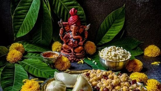 Ganesh Chaturthi 2023: ಗಣೇಶ ಚತುರ್ಥಿ ಹಬ್ಬ ಯಾವಾಗ, ವಿನಾಯಕನ ಹಬ್ಬ ದಿನಾಂಕ, ಪೂಜಾ  ಸಮಯ, ಮೂರ್ತಿ ವಿಸರ್ಜನೆ ವಿವರ-india news when is ganesh chaturthi 2023 lord  vinayaka chaturthi date and time pooja ...