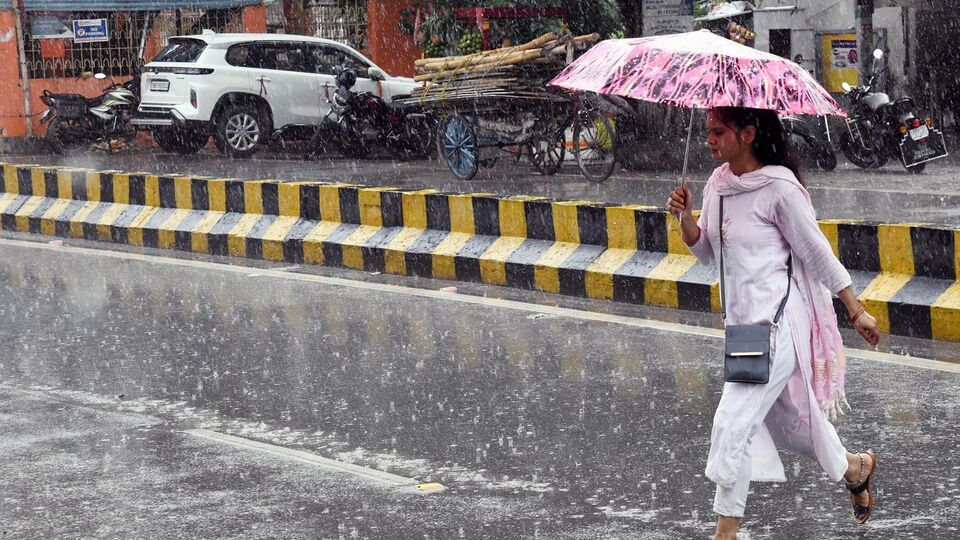 Karnataka Rains ದಕ್ಷಿಣ ಒಳನಾಡಿನ ಕೆಲ ಜಿಲ್ಲೆಗಳಲ್ಲಿ ಇಂದು ಹಗುರ ಮಳೆ ಸಾಧ್ಯತೆ