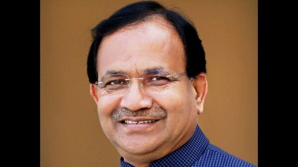 Bidar News: ಬೀದರ್‌ ಮಾರ್ಗವಾಗಿ ರೈಲ್ವೆ ಡಬಲ್‌ ಲೈನ್ ನಿರ್ಮಾಣಕ್ಕೆ ಕೇಂದ್ರ ಸರಕಾರ ಅಸ್ತು; ಸಚಿವ ಭಗವಂತ ಖೂಬಾ-bidar news central govt decided to construct railway double lane through bidar min ...