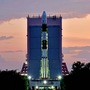 <p>Aditya L1 Launch Date: ಇದೇ ಸೆಪ್ಟೆಂಬರ್‌ 2ರಂದು ಭಾರತದ ಮೊದಲ ಸೌರ ಮಿಷನ್‌ ಆದಿತ್ಯ ಎಲ್‌1 ನಭಕ್ಕೆ ನೆಗೆಯಲಿದೆ. ಈ ಆದಿತ್ಯ ಎಲ್‌1 ಅನ್ನು ಲಾಂಚ್‌ ಪ್ಯಾಡ್‌ನಲ್ಲಿ ಸಜ್ಜುಗೊಳಿಸಲಾಗುತ್ತಿದೆ. &nbsp;ಇದೇ ಶುಕ್ರವಾರ ಆದಿತ್ಯ ಎಲ್‌1 ನಭಕ್ಕೆ ನೆಗೆಯಲಿದೆ. ಸುಮಾರು ನಾಲ್ಕು ತಿಂಗಳು, 1.5 ದಶಲಕ್ಷ ಕಿಲೋಮೀಟರ್‌ ಪ್ರಯಾಣಿಸಿದ ಬಳಿಕ ಸೂರ್ಯನ ಸಮೀಪ ತಲುಪಲಿದೆ.<br>&nbsp;</p>