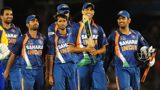 Asia Cup Winners: 2010ರಲ್ಲಿ ಎಂಎಸ್ ಧೋನಿ ನಾಯಕತ್ವದಲ್ಲಿ ಭಾರತ ತಂಡವು 15 ವರ್ಷಗಳ ನಂತರ ಮತ್ತೊಮ್ಮೆ ಏಷ್ಯಾಕಪ್ ಗೆದ್ದುಕೊಂಡಿತು. ಫೈನಲ್‌ನಲ್ಲಿ ಶ್ರೀಲಂಕಾವನ್ನು ಮಣಿಸಿ 5ನೇ ಬಾರಿ ಪ್ರಶಸ್ತಿ ಗೆದ್ದರು.