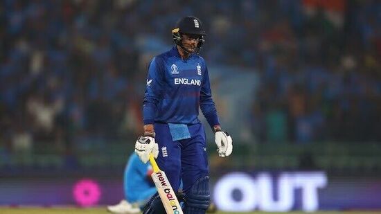 Joe Root: ಇಂಗ್ಲೆಂಡ್ ತಂಡದ ಮತ್ತೊಬ್ಬ ಆಟಗಾರ ಜೋ ರೂಟ್, ಕೂಡ ವೈಫಲ್ಯ ಅನುಭವಿಸಿದ್ದಾರೆ. 6 ಪಂದ್ಯಗಳಲ್ಲಿ 2 ಅರ್ಧಶತಕ ಸಹಿತ 175&nbsp;&nbsp;&nbsp;&nbsp;ರನ್ ಸಿಡಿಸಿದ್ದಾರೆ. ಬ್ಯಾಟಿಂಗ್ ಸರಾಸರಿ 29.16.