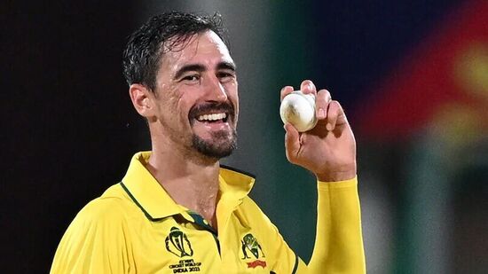 Mitchell Starc: ಆಸೀಸ್​ ತಂಡದ ಪ್ರಮುಖ ವೇಗಿ ಮಿಚೆಲ್ ಸ್ಟಾರ್ಕ್​ ಅವರು ಅಷ್ಟಾಗಿ ಮಿಂಚಿಲ್ಲ. ಈವರೆಗೂ 6 ಪಂದ್ಯಗಳಲ್ಲಿ 7 ವಿಕೆಟ್​ ಮಾತ್ರ ಕಬಳಿಸಿದ್ದಾರೆ.