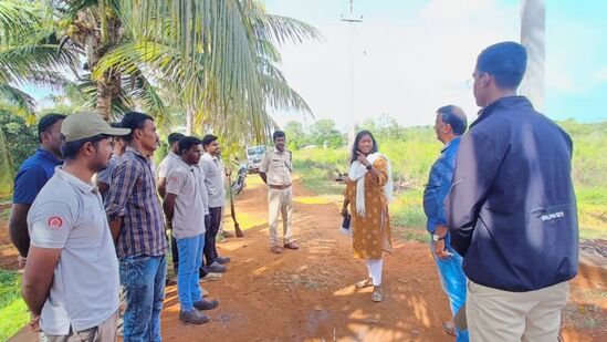 ಮೈಸೂರು ಸಮೀಪವೇ ಹುಲಿ ಇರುವ ಮಾಹಿತಿ ಇರುವುದರಿಂದ ಮೈಸೂರು ವೃತ್ತ ಅರಣ್ಯ ಸಂರಕ್ಷಣಾಧಿಕಾರಿ ಡಾ.ಮಾಲತಿ ಪ್ರಿಯ, ಡಿಸಿಎಫ್‌ ಬಸವರಾಜು ಹಾಗು ಸಿಬ್ಬಂದಿ ಕಾರ್ಯಾಚರಣೆ ಕೈಗೊಳ್ಳುವ ಕುರಿತು ಸಿಬ್ಬಂದಿಗೆ ಸೂಚನೆ ನೀಡಿದರು.